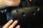 體驗 VR 前要先過這關！HTC Vive VR 眼鏡開箱影片立即看！