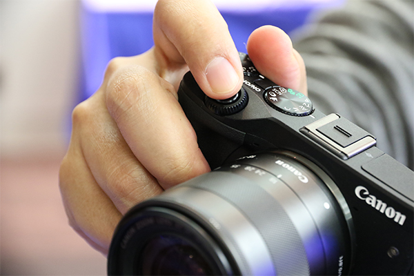 操作性能大躍進!Canon 最新無反光鏡 EOS M3 東京實機體驗