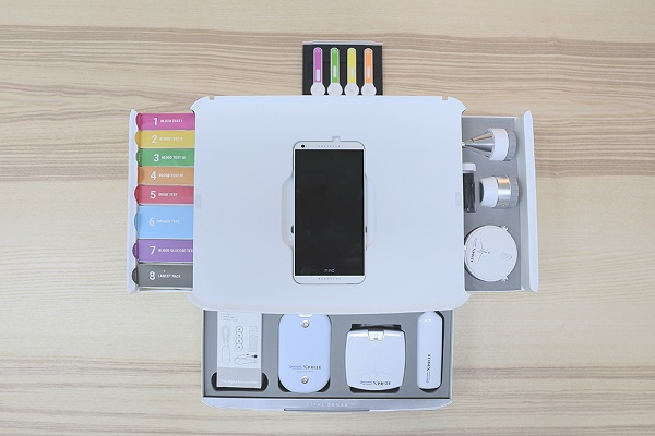 這是 HTC 的新産品，一個擁有中醫智慧的檢測儀！