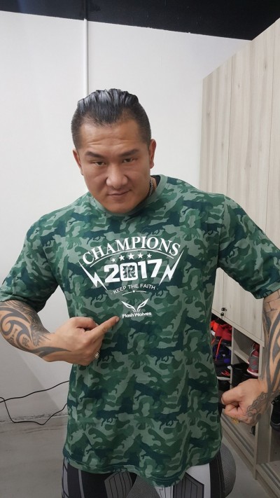 郭婞淳奪金舉破世界紀錄 館長譙:X你媽的台灣之光 郭婞淳奪金舉破世界紀錄 館長譙:X你媽的台灣之光