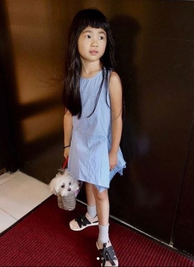 「包子妹」才7歲 鄉民驚嘆:腿也太長 「包子妹」才7歲 鄉民驚嘆:腿也太長