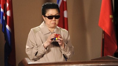 模仿金正日女星遭親友性侵 母見怪不怪:你不特別 模仿金正日女星遭親友性侵 母見怪不怪:你不特別