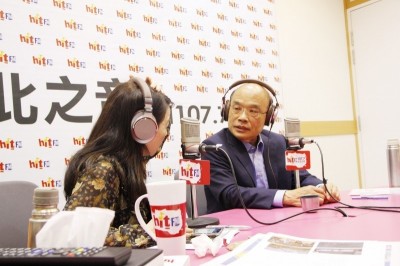 周玉蔻少女心飆喊好可愛 蘇貞昌七夕這樣收服她 周玉蔻少女心飆喊好可愛 蘇貞昌七夕這樣收服她