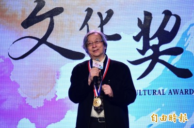 鄭麗君說百萬獎金可以回巴黎度假 他卻全額捐出 鄭麗君說百萬獎金可以回巴黎度假 他卻全額捐出