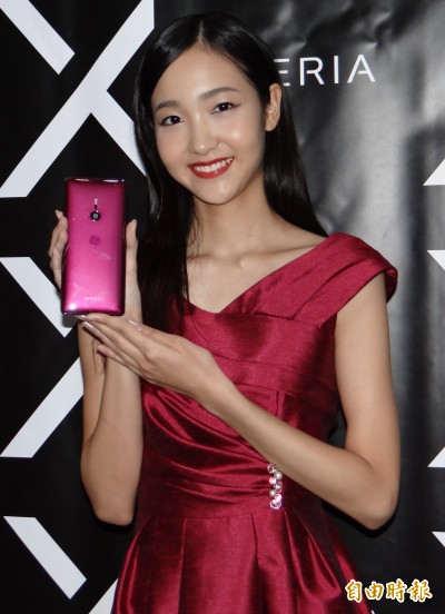 蘋果iPhone Xs明開賣!Sony XZ3提早公布價格 後天預購拼場 蘋果iPhone Xs明開賣!Sony XZ3提早公布價格 後天預購拼場