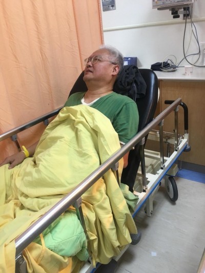公車急煞范可欽輪椅翻覆 肋骨重傷緊急送醫 公車急煞范可欽輪椅翻覆 肋骨重傷緊急送醫