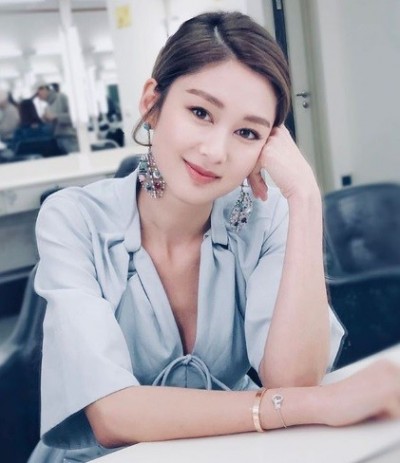 34歲女星告別處女升格準媽媽 懷孕5月身材網驚呆 34歲女星告別處女升格準媽媽 懷孕5月身材網驚呆