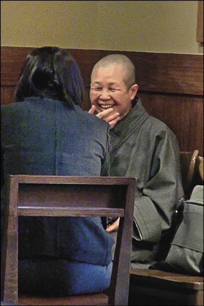 釋昭慧光明頂失守 開平價車滅火