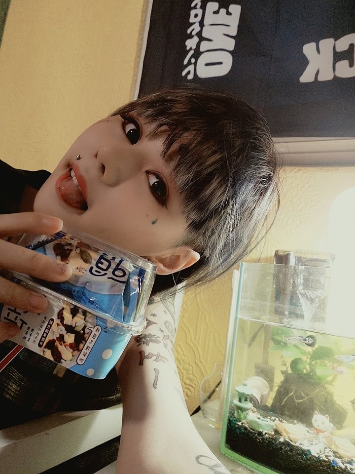 新堀江木瓜奶妹遭起底做「八大」 爆氣反擊瞭