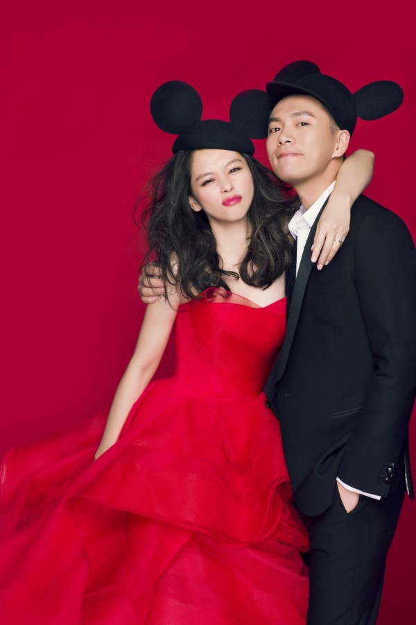 徐若瑄和老公的米老鼠婚紗照。（資料照，銀魚音樂提供）