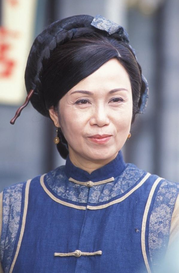 演活豪門闊太太 71歲女星難忘貴婦生活