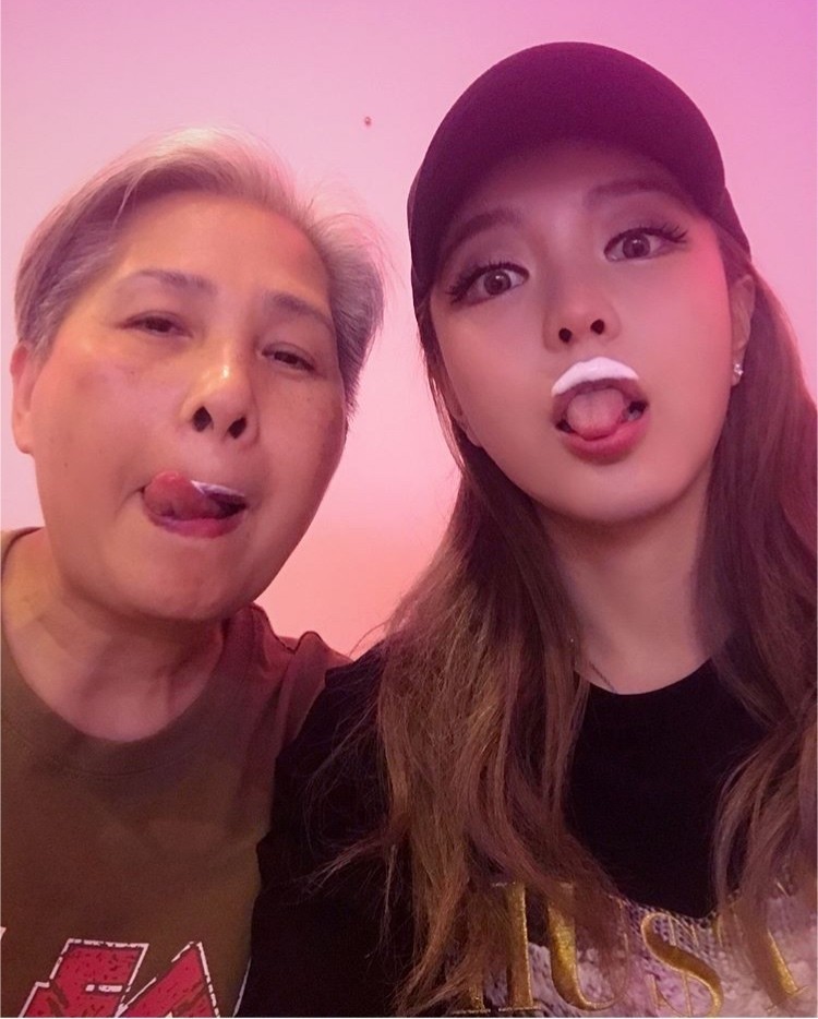 周揚青「想生女兒」 鄉民：是在暗示小豬嗎？