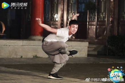 《烏龍院》釋小龍曝光真實年齡 粉絲驚呆瞭！