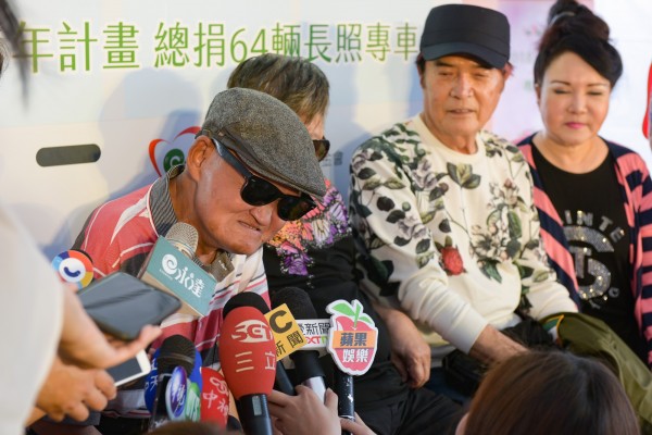 歌手蕭敬騰暖心邀李炳輝（圖）到他公司的尾牙表演。（優質生命協會提供）