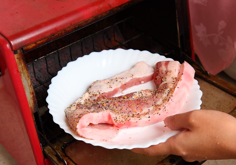 咸猪肉的腌制方法与吃法