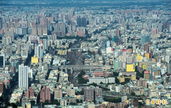 「高雄市地價稅上漲 高市議員促調降」的圖片搜尋結果