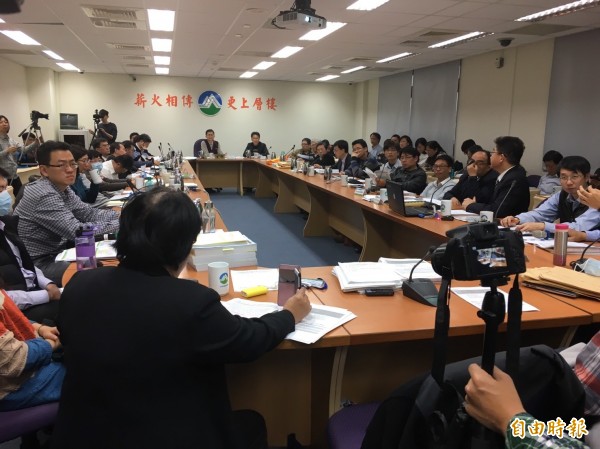 六輕四期擴廠計畫,被環評大會裁定應合併重做環評。(記者楊綿傑攝)
