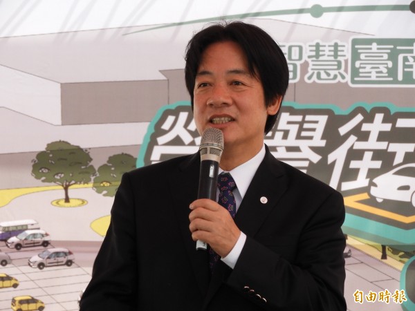 市長賴清德主持榮譽街停車場啟用典禮。(記者洪瑞琴攝)
