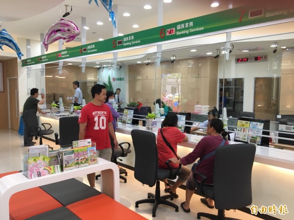 郵務業績成長超過3成。（記者黃旭磊攝）