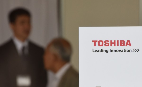 美國法院延審禁制令,東芝公司同意在本月底前不會敲定出售記憶體事業的交易。(法新社)