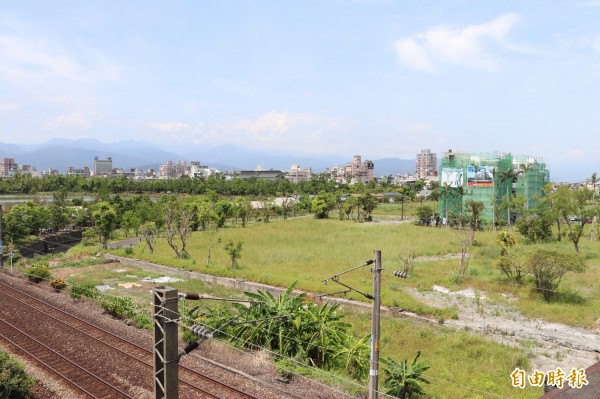 竹林都市計畫將設置示範區。（記者林敬倫攝）