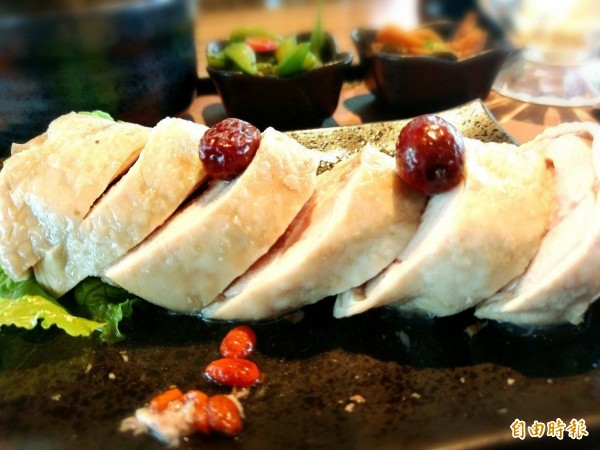 烹煮好的食物2小時內要食用完畢或放置冷藏保存。(記者黃文瑜攝)
