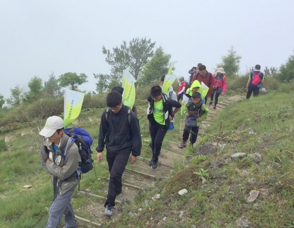 台南台江流域社群等團體，發起「義行.倡議台灣山海圳國家綠道」的活動，打算用5天4夜的時間，從玉山走回台江。（台南社大台江分校執行長吳茂成提供）