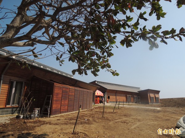 海洋國家公園管理處東吉管理站，興建美輪美奐，民眾蓋廁所卻移送法辦。（記者劉禹慶攝）