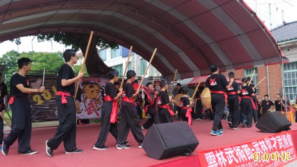 鳳山館兵器演練。（記者廖淑玲攝）