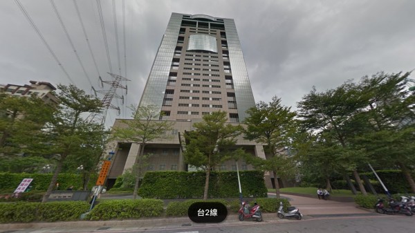 統佳科技為全球知名記憶體、半導體供應商海力士的台灣代理商,該公司大股東債務似乎像雪球般持續擴大,遭到法拍資產除「帝寶」外,還有淡水紅樹林「安泰登峰」2樓其中一戶商辦,底價為2213萬元(擷自Google地圖)