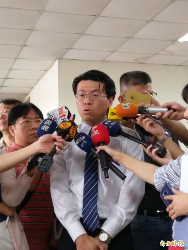 立委柯建銘的律師陳一銘表示,已告發前總統馬英九的秘書林有振涉嫌偽證,只要北檢起訴林,將聲請馬洩密案再審。(記者項程鎮攝)