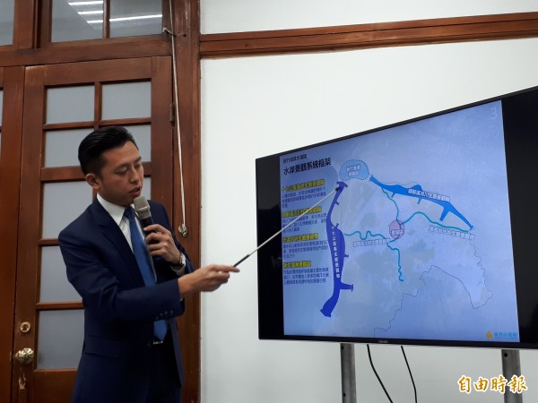新竹市長林智堅說，市府已爭取到4.8億元經費要打造「微笑水岸」，讓市民可以更親水近水。（記者洪美秀攝）