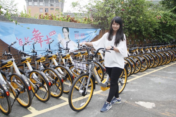 oBike在育達科大設置苗栗首站，學生直呼交通更方便了。（育達科大提供）