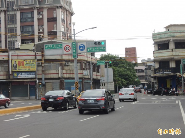 新竹市竹光路銜接景觀大道的公道三新闢道路計劃案，因要拆遷的住戶有76戶，市府已努力達成讓9成住戶同意。（記者洪美秀攝）