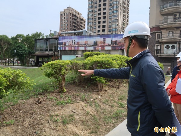 新竹市文化局周邊的文化綠廊環境景觀工程即將完工,市長林智堅前往視察。(記者洪美秀攝)