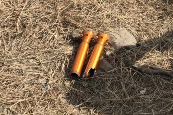 疑似未爆彈殼。(記者蔡宗憲翻攝)