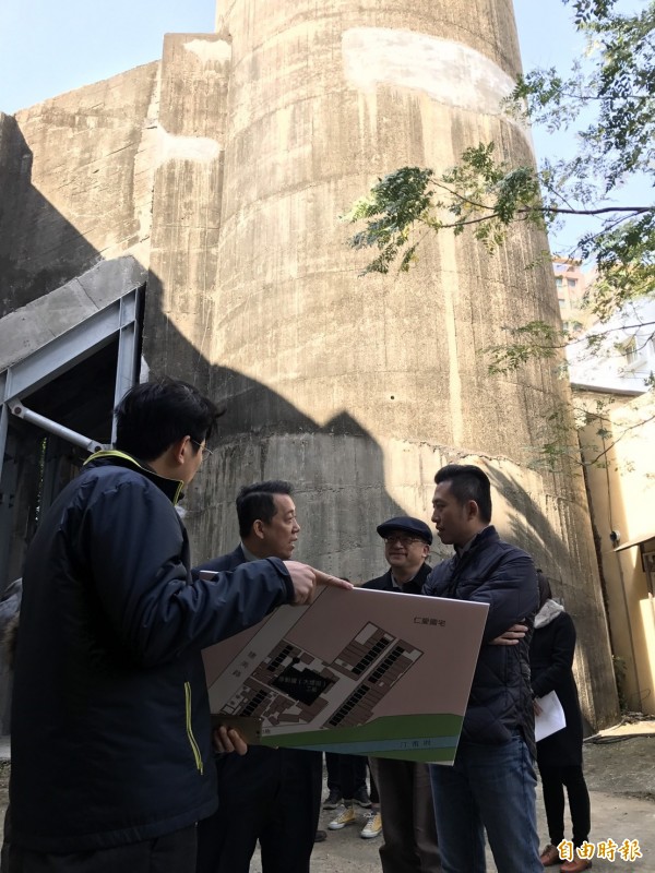 竹市大煙囪廠房基地眷村文化保存計劃獲文化部肯定 ,成功爭取前瞻經費。(記者蔡彰盛攝)