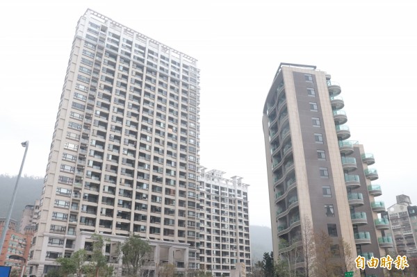 宜蘭縣礁溪鄉的平均房價一坪達二十九萬元，勇冠全縣，有房仲指出，礁溪的房屋大多被台北投資客買去，炒作之後儼然是宜蘭的台北信義區。（記者林敬倫攝）