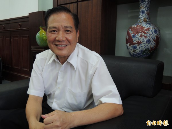 4年前爭取市長連任失利的國民黨籍前市長許明財，將再度代表國民黨，參與年底的市長選舉，此次換他挑戰現任的市長林智堅。（記者洪美秀攝）