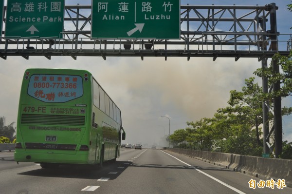 立委邱志偉力推國道1號高科交流道向東延伸至國道3號田寮交流道。（記者蘇福男攝）