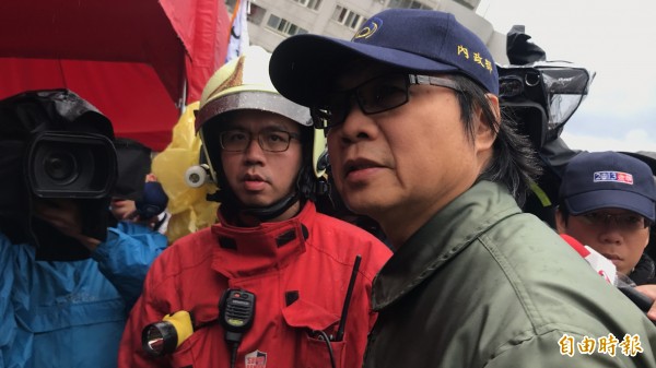 內政部長葉俊榮指出，將全力補助花蓮災民重建家園。（記者林敬倫攝）