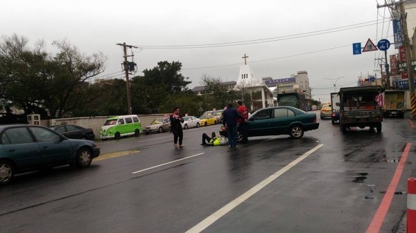 車禍現場。（記者王宣晴翻攝）  （來源警方）