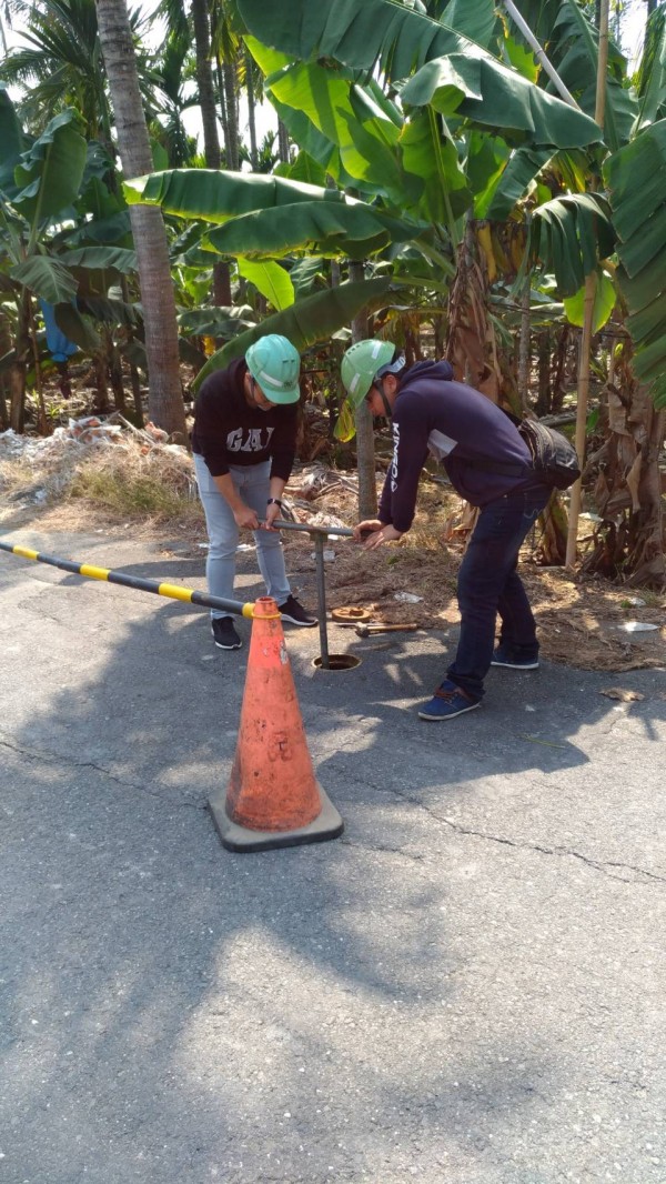 水公司穩定東港及新園地區供水，讓用戶大掃除、過好年。（記者陳文嬋翻攝）