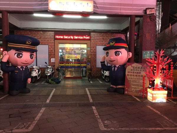 台北市萬華分局漢中街派出所。（記者劉慶侯翻攝）