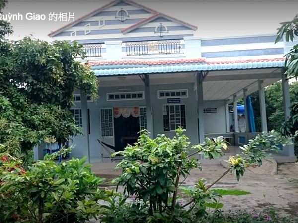 蕭家女兒指控越南籍生母把父親賺的錢都搬回越南蓋新家。(記者黃佳琳翻攝)