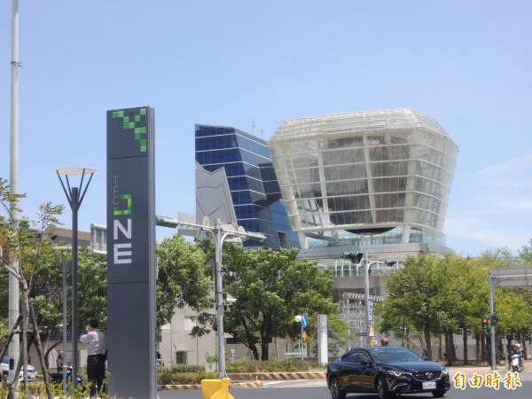 新竹市世博台灣館轉型為兒童探索館,除獲聯發科技5000萬元捐款,市府更爭取到7100萬元前補助經費,總共1億1595萬元,將展開探索館的整建修繕。(記者洪美秀攝)