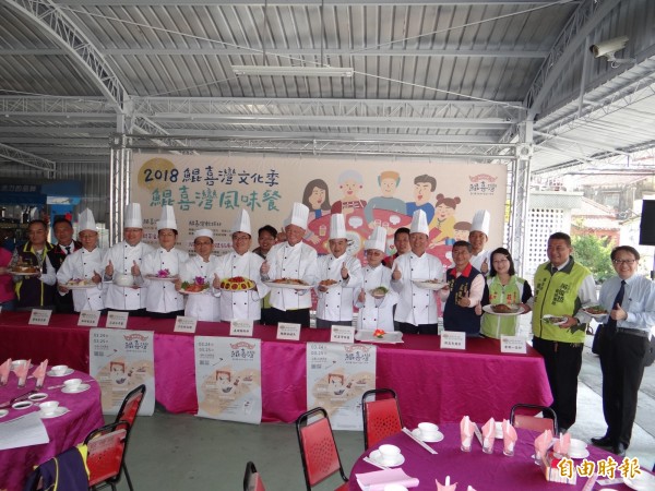 今年台南市南區鯤喜灣文化季風味餐一推出就引來踴躍訂桌。(記者王俊忠攝)