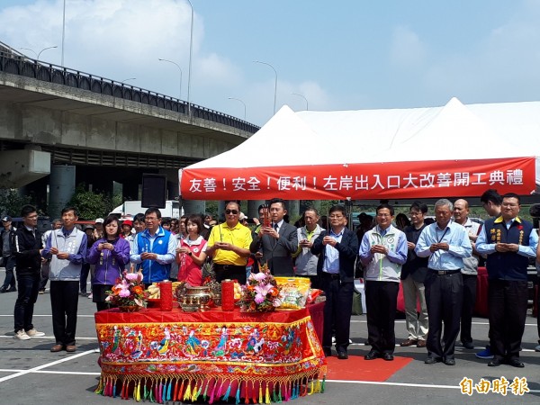 新竹市政府舉行新竹左岸4大進出口的景觀改造工程，未來將提供人車分道的安全動線，讓民眾更易來到左岸，享受運動休閒廊帶的各項設施。（記者洪美秀攝）