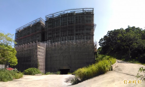 新竹市遠雄建設御莊園建案被新竹市府勒令停工，業者提訴願及行政訴訟，台北高等行政法院判市府勝訴。（記者洪美秀攝）