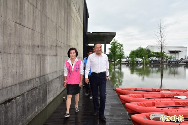 國民黨新北市長參選人侯友宜赴宜蘭與同黨縣長參選人林姿妙會面。（記者張議晨攝）